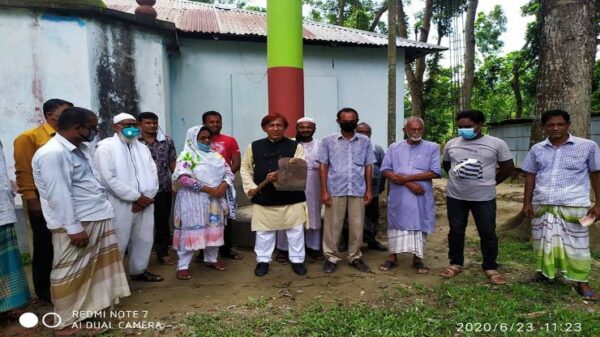 বড়াইগ্রামে শহীদ মিনার নির্মাণ কাজের উদ্বোধন